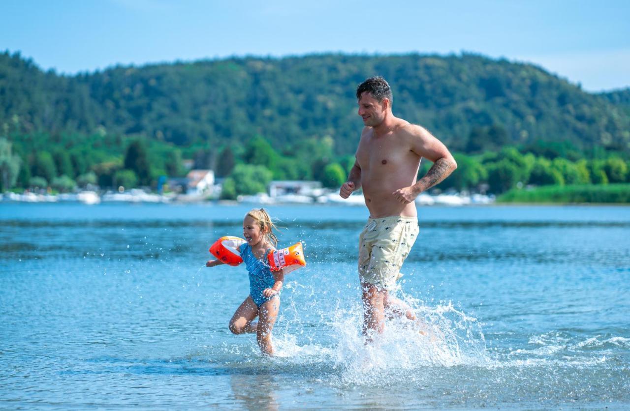 Готель Camping Lido Verbano Кастеллетто-сопра-Тічіно Екстер'єр фото