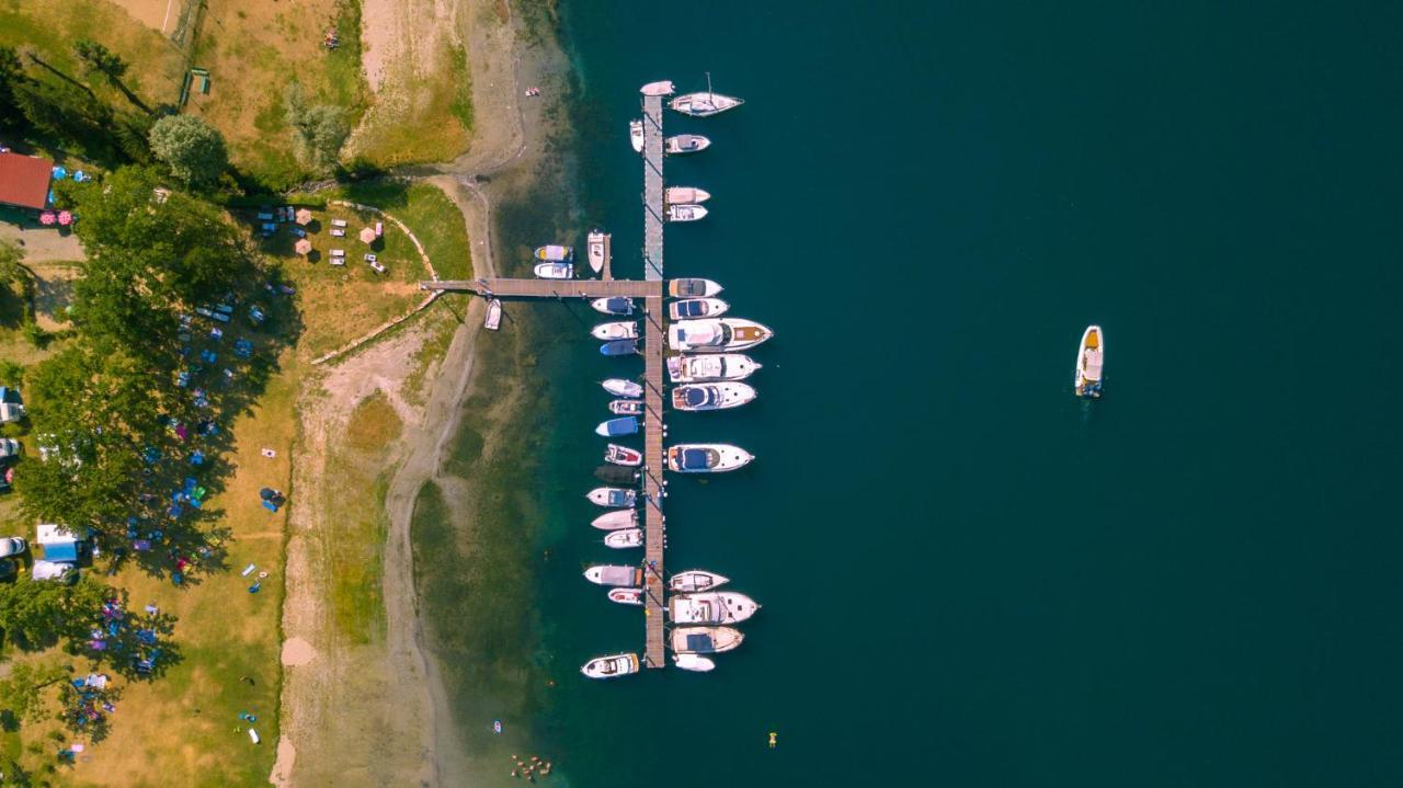 Готель Camping Lido Verbano Кастеллетто-сопра-Тічіно Екстер'єр фото