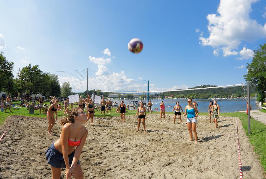 Готель Camping Lido Verbano Кастеллетто-сопра-Тічіно Екстер'єр фото